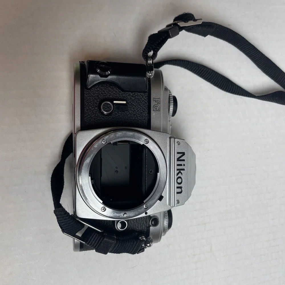 Nikon FG F-G Chrome 35mm Film analog SLR camera body ONLY not working